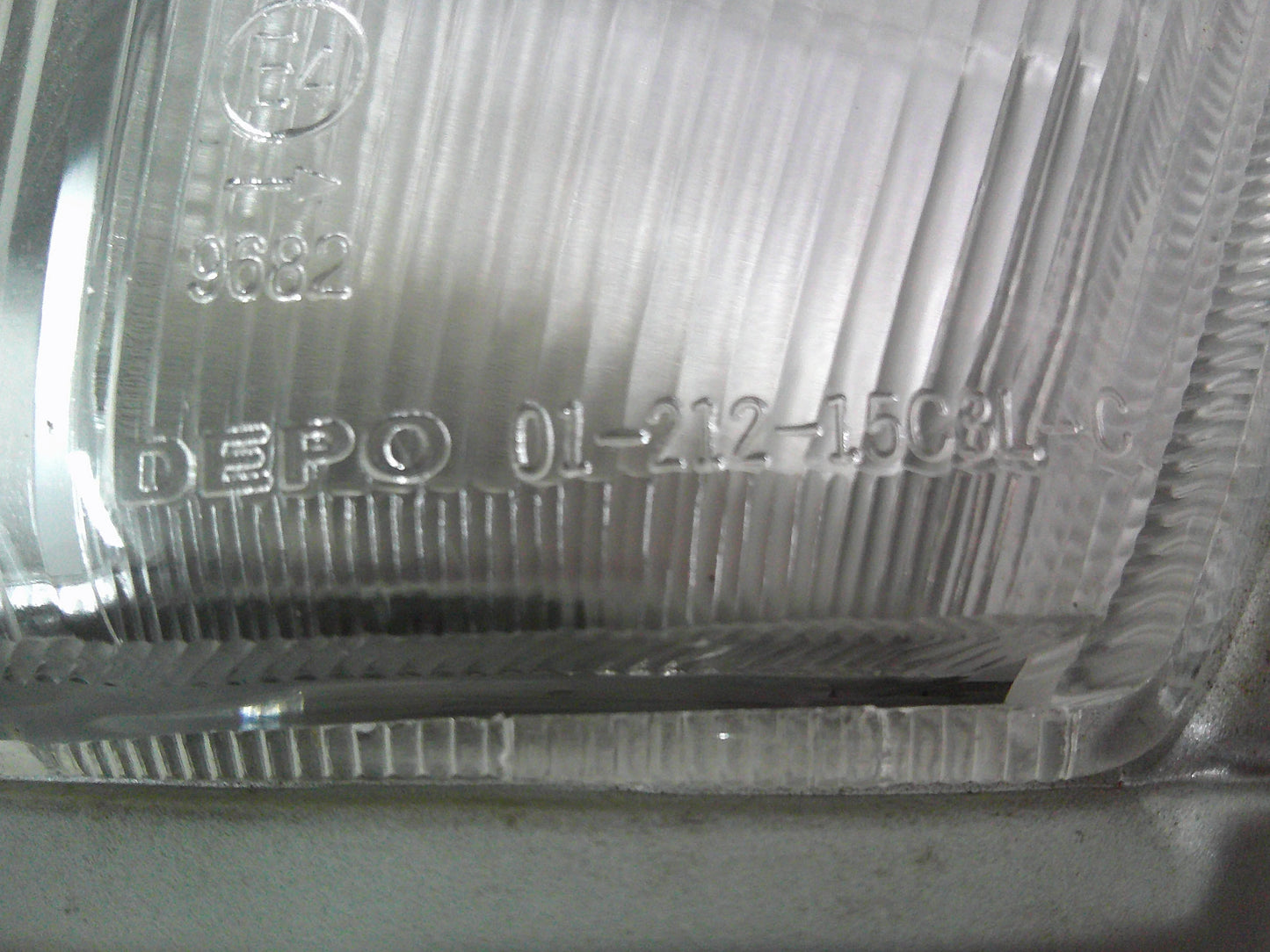 Depo Left Hand Front Indicator/Park Light Assembly Suits Toyota Hilux Used Part