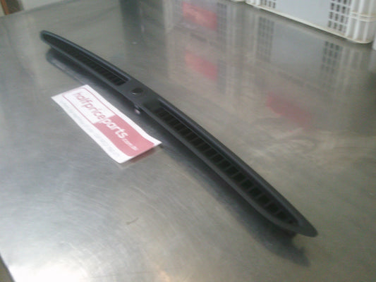 Holden TM Barina Genuine Defroster Dash Grille New Part