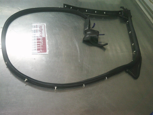 Holden RG Colorado Genuine Right Hand Rear Door Weatherstrip Seal New Part