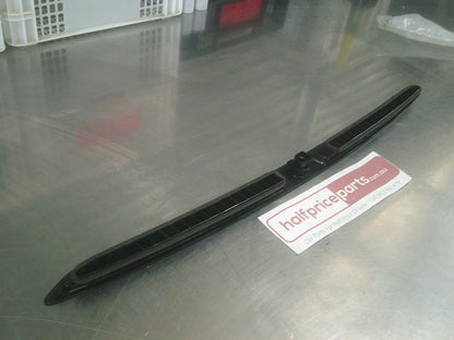 Holden TM Barina Genuine Defroster Dash Grille New Part