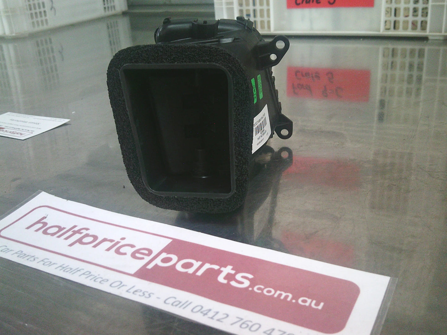 Holden VF Commodore/WN Caprice Genuine Right Hand Side Dash Vent New Part