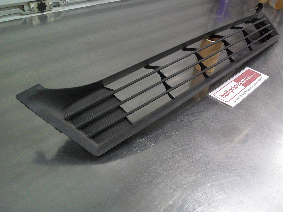 Toyota Corolla Genuine Front Lower Bumper Radiator Grille New Part
