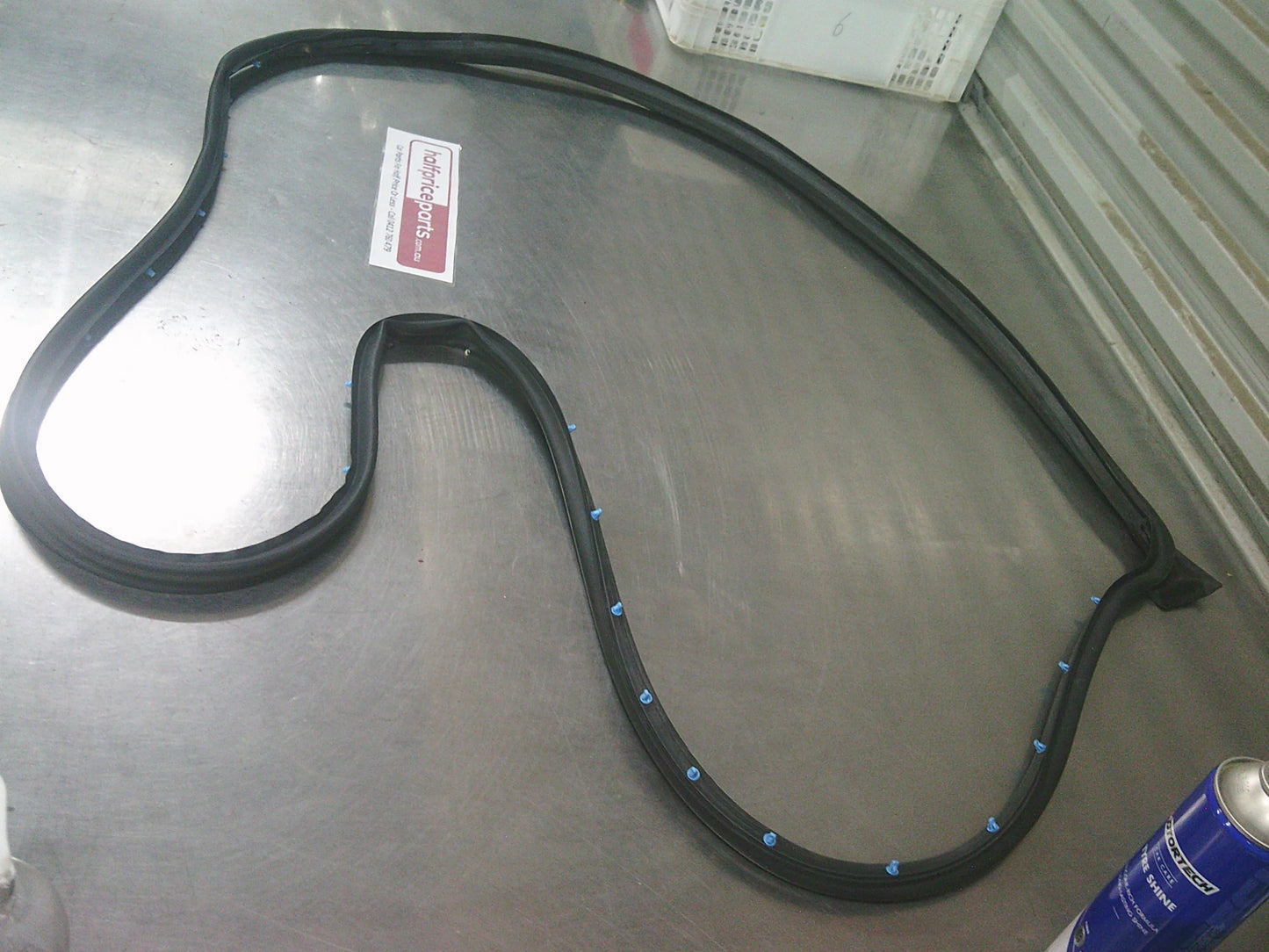 Holden TJ Trax Genuine Right Hand Front Door Weatherstrip Seal New Part