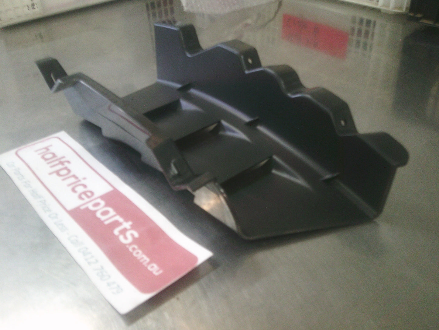 Holden HSV VF GTS Genuine Airflow Front Right Hand Duct New Part