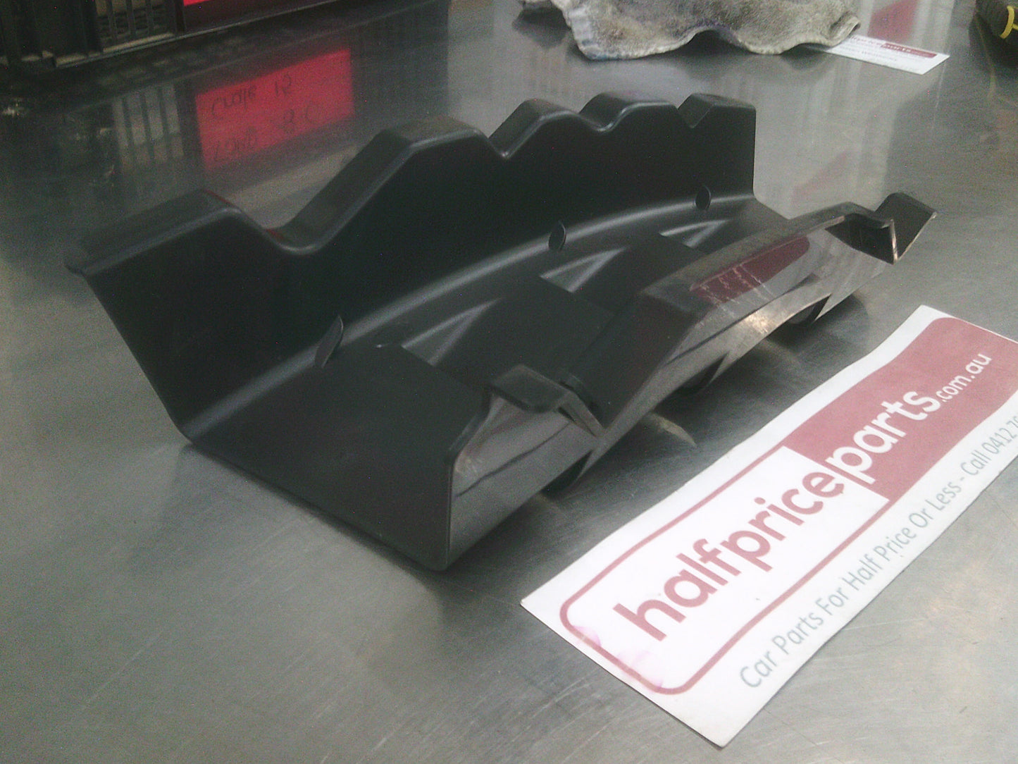 Holden HSV VF GTS Genuine Airflow Front Right Hand Duct New Part