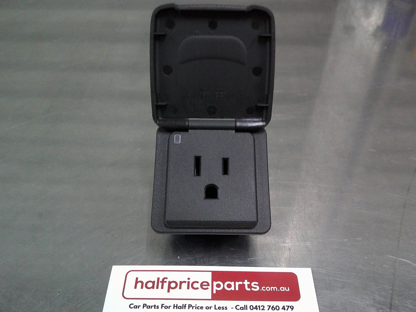 Holden GM Genuine 12 Volt Accessory Power Outlet New Part