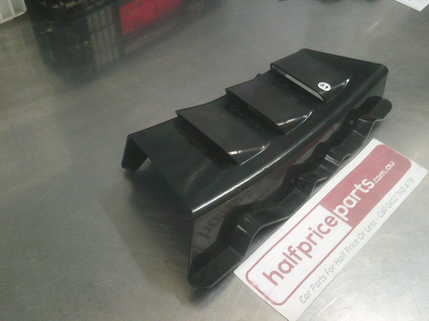 Holden HSV VF GTS Genuine Airflow Front Right Hand Duct New Part