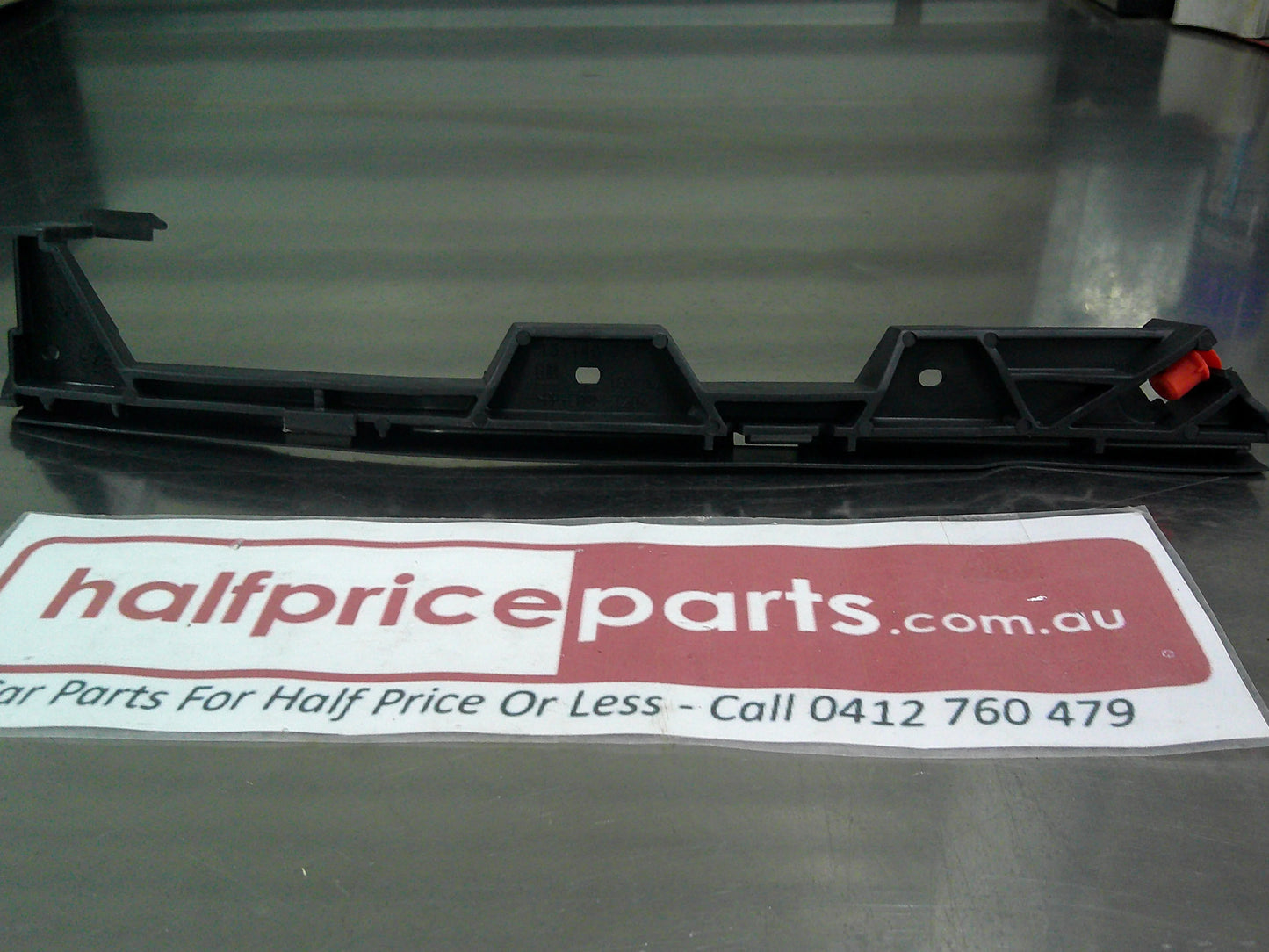 Holden ZC Vectra Genuine Right Hand Front Bumper Bracket New Part