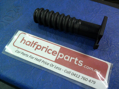 Holden VE Commodore/WM Caprice Genuine Spare Wheel Mounting Stud New Part