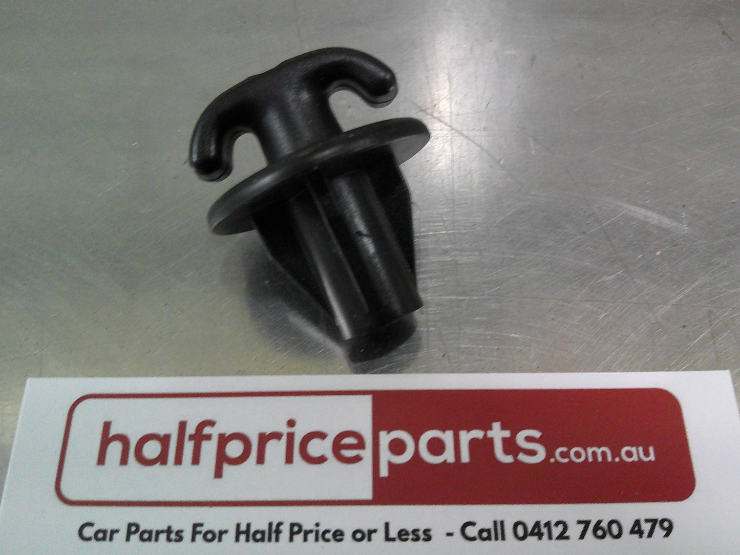 Holden VY/VZ Commodore/WK/WL Caprice/Statesman Rear Taillight Nut New Part.