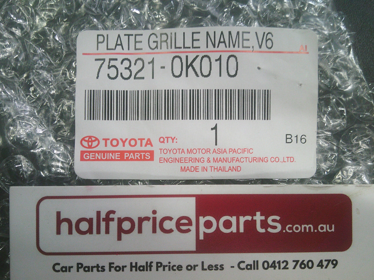 Toyota Hilux Genuine Front Grille Chrome V6 Emblem New Part