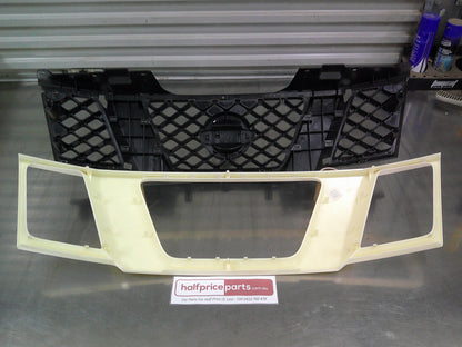 Nissan Pathfinder R51  Genuine 2 Piece Grille Set (With Emblem Unpainted) New Part