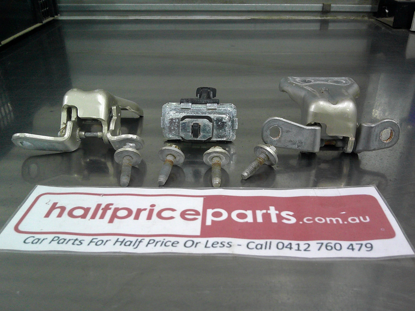 Holden VE Commodore Sedan Genuine Right Hand Front Door Hinges Upper And Lower With bDoor Check Used Part