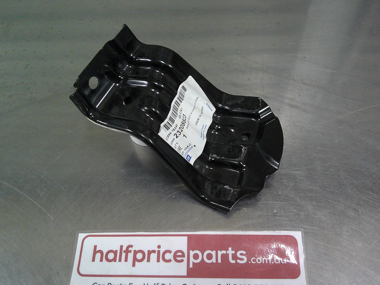 Holden JH Cruze Genuine Front Upper Right Hand Guard Upper Bracket New Part