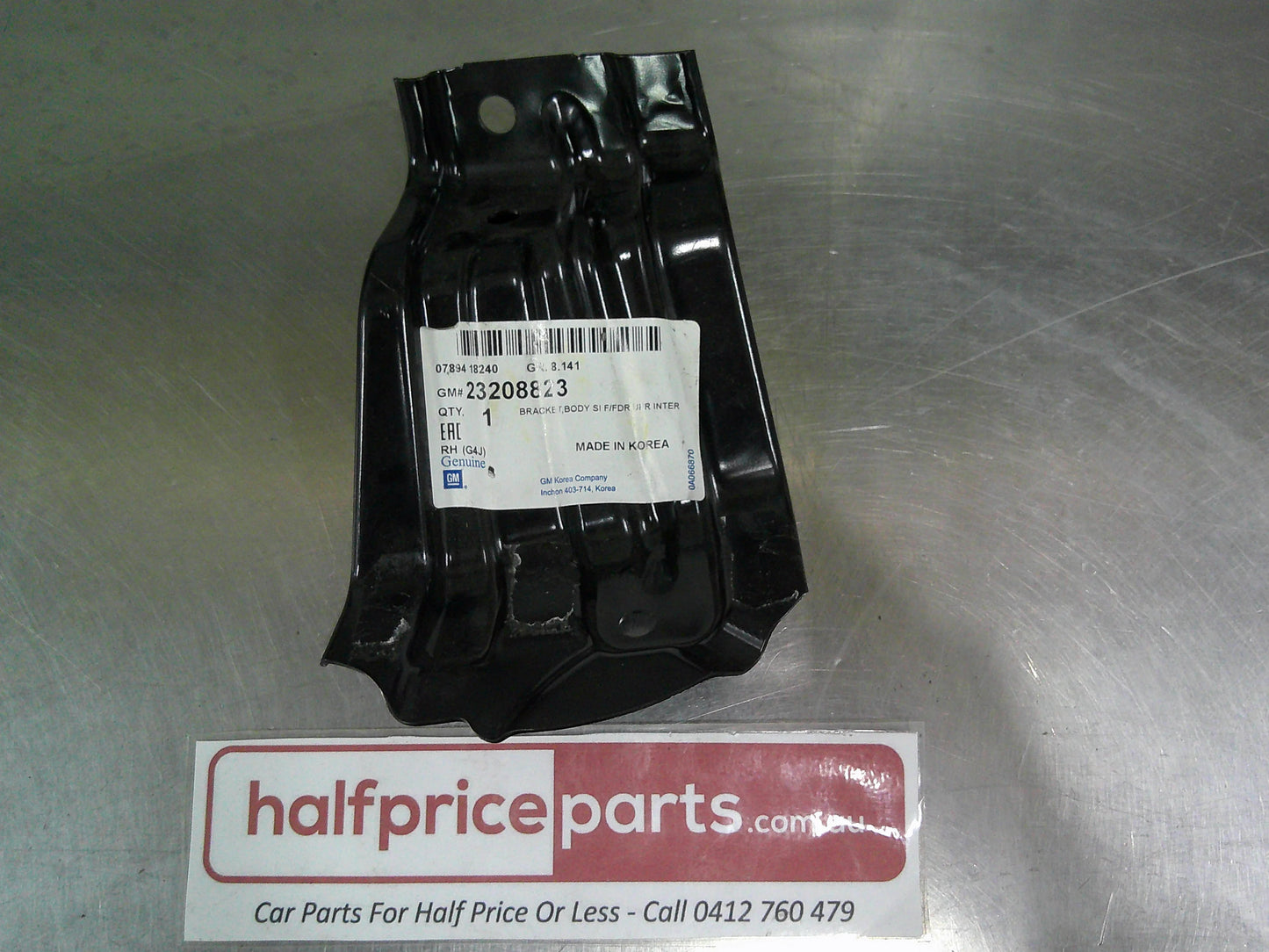 Holden JH Cruze Genuine Front Upper Right Hand Guard Upper Bracket New Part