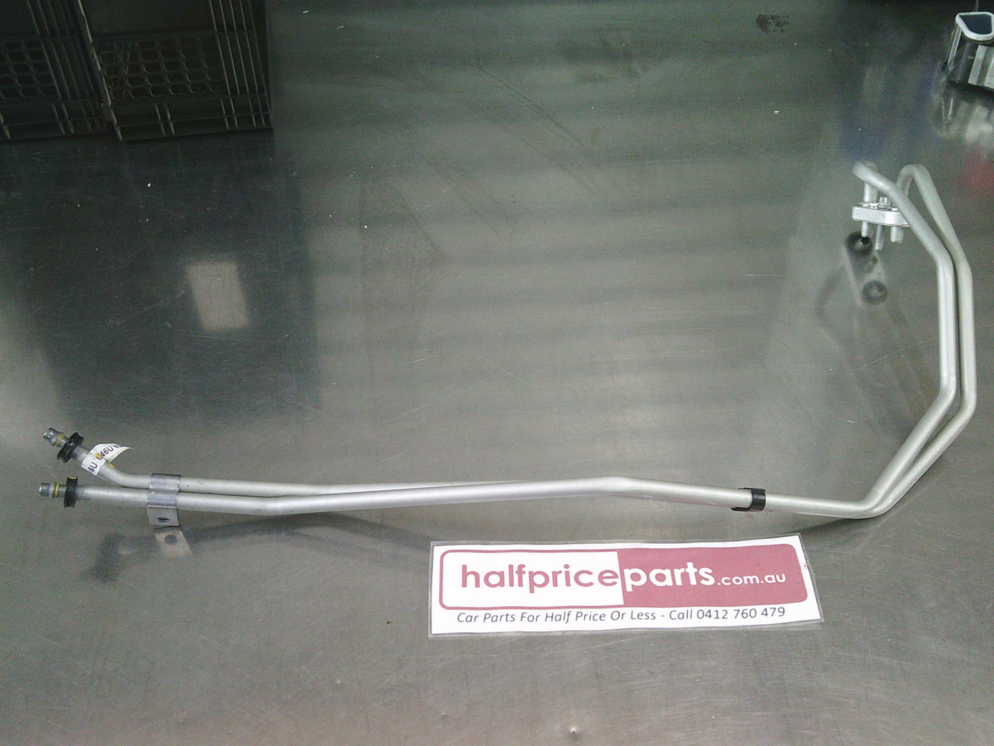 Holden VE/VF Commodore Genuine 6 Speed Automatic Gear Box Transmission Fluid Pipe New Part