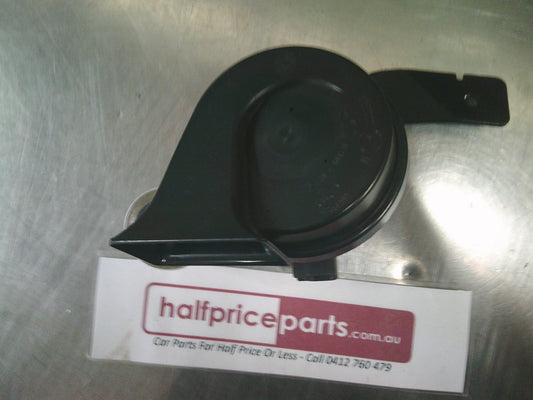 Holden VF Commodore Genuine 500hz Horn Assembly New Part