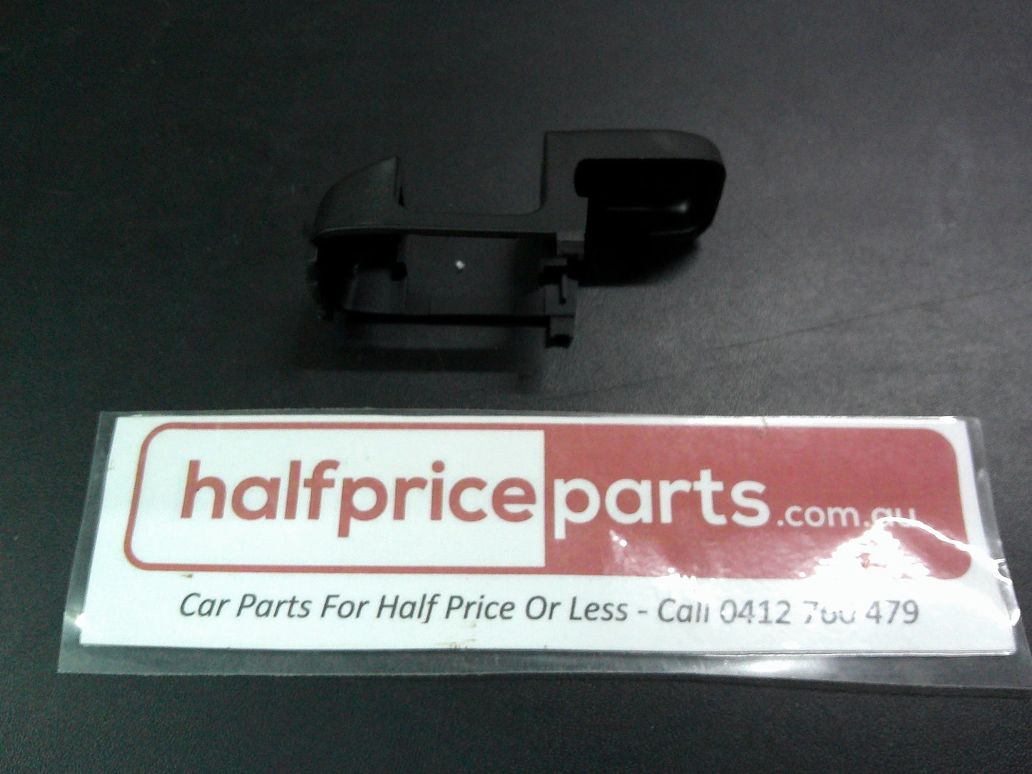 Holden RG Colorado Genuine Front Seat Belt Guide Adjuster Cover New Part
