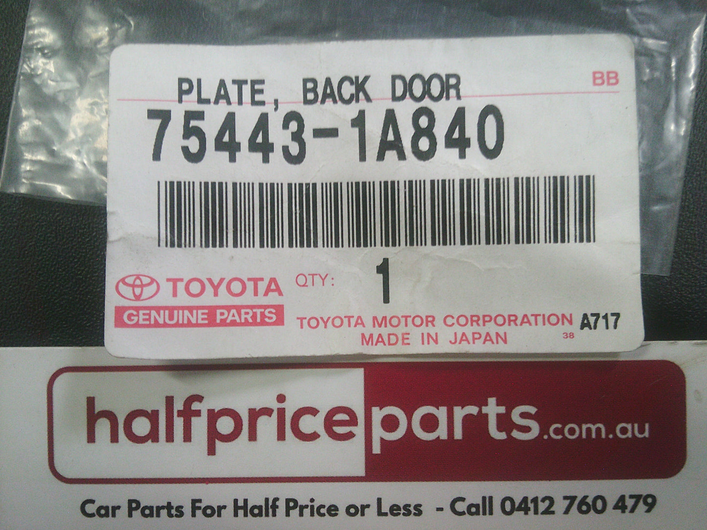Toyota Corolla 1.8 Genuine Chrome Guard Emblem New Part