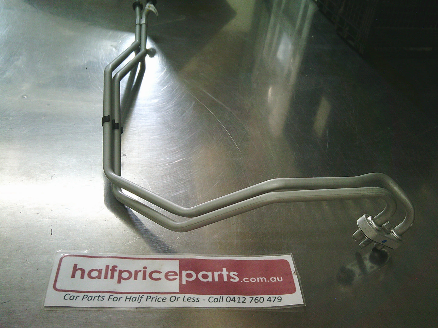 Holden VE/VF Commodore Genuine 6 Speed Automatic Gear Box Transmission Fluid Pipe New Part