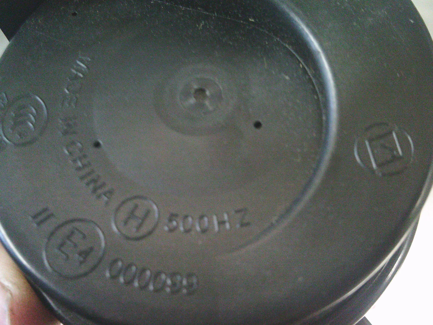 Holden VF Commodore Genuine 500hz Horn Assembly New Part