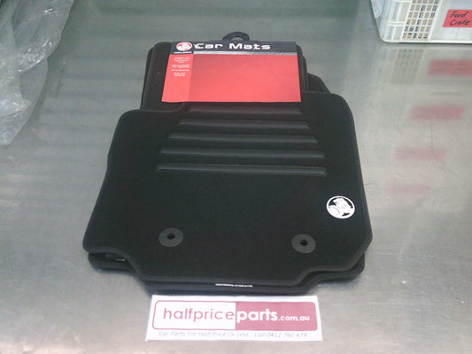 Holden Equinox Genuine 3 Piece Carpet Floor Mat Carpet Set (Front And Rear) New Part