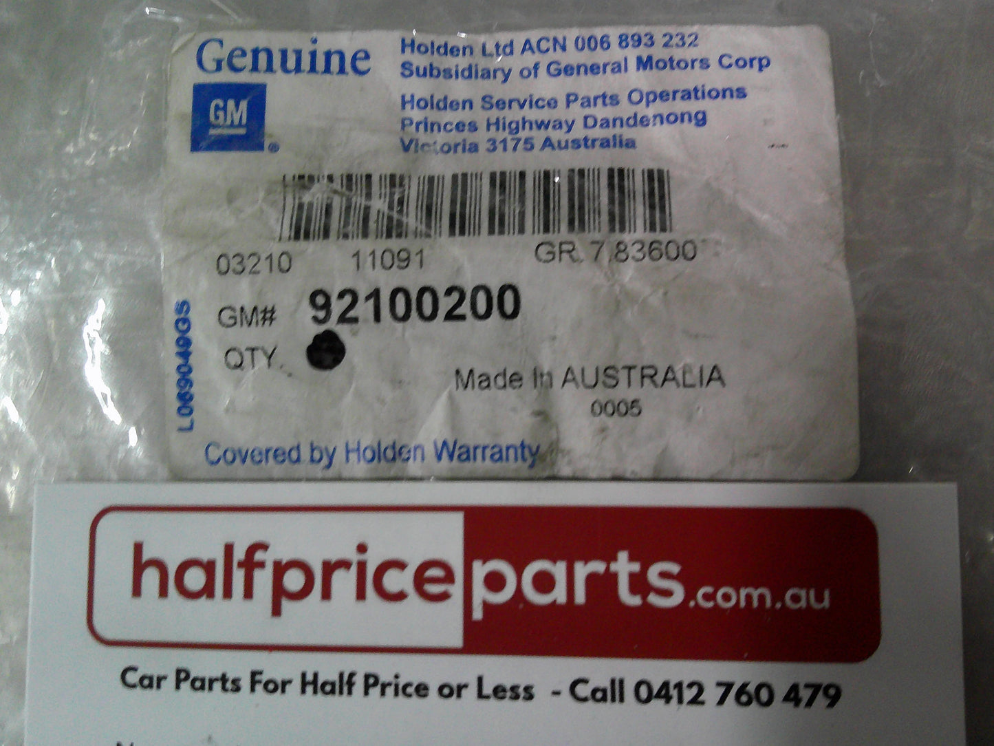 Holden VT/VX Commodore Sedan Genuine Right Hand Rear Bumper Bar Bracket New Part
