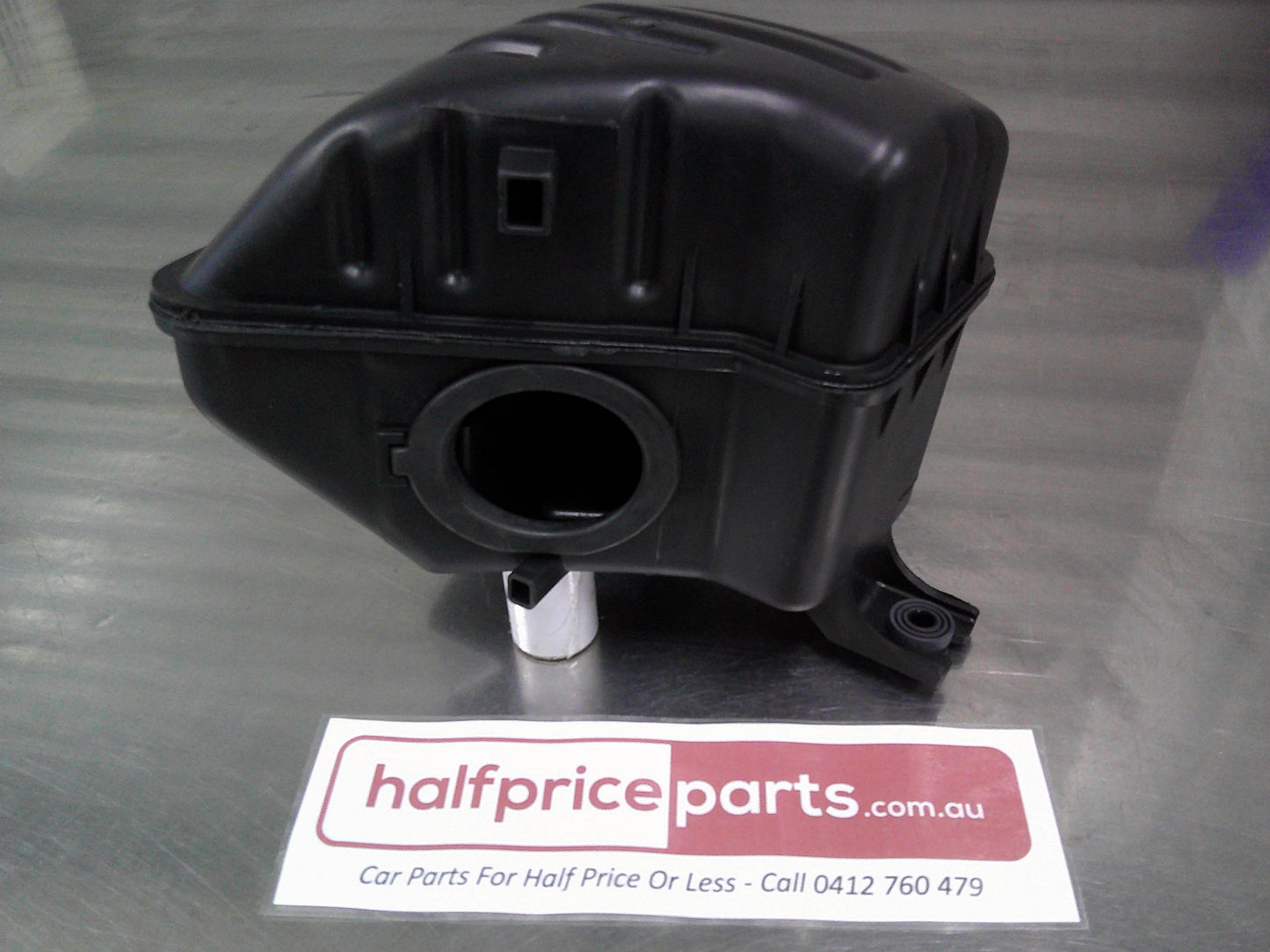 Holden Captiva C100 Genuine Air Intake Resonator New Part.