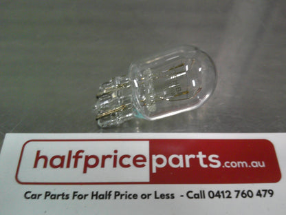 Holden CG5/CG7 Captiva Genuine Stop/Taillight Bulb New Part.