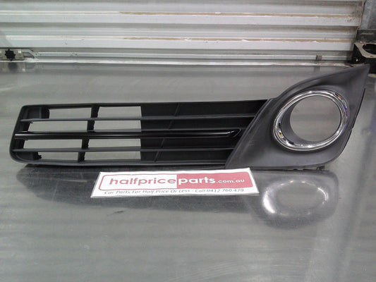 Toyota Camry Genuine Left Hand Front Lower Fog Light Bezel And Lower Grille Half New Part