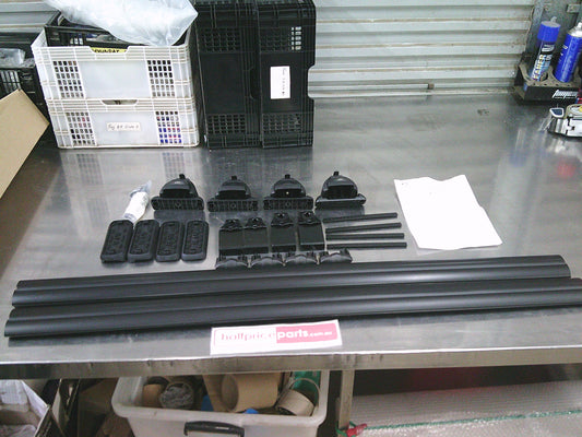Holden CG Captiva Genuine Roof Rack Set (50KG Rated) New Part