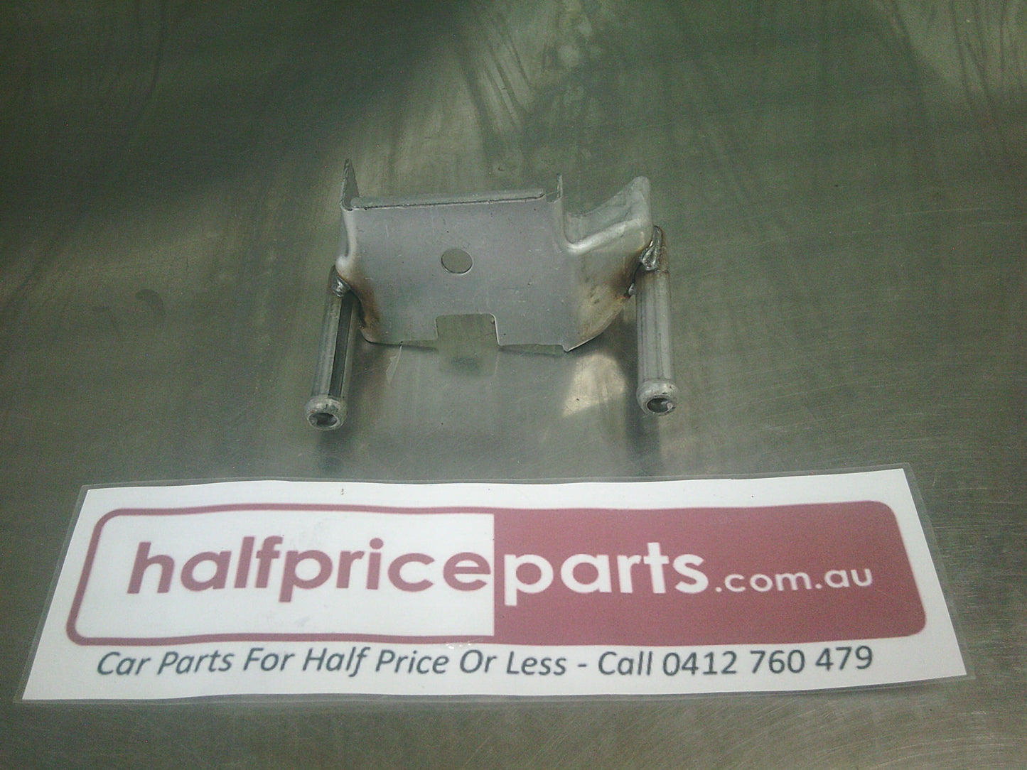 Holden V8 L77 Commodore Genuine Muffler Hanger Bracket - New Part