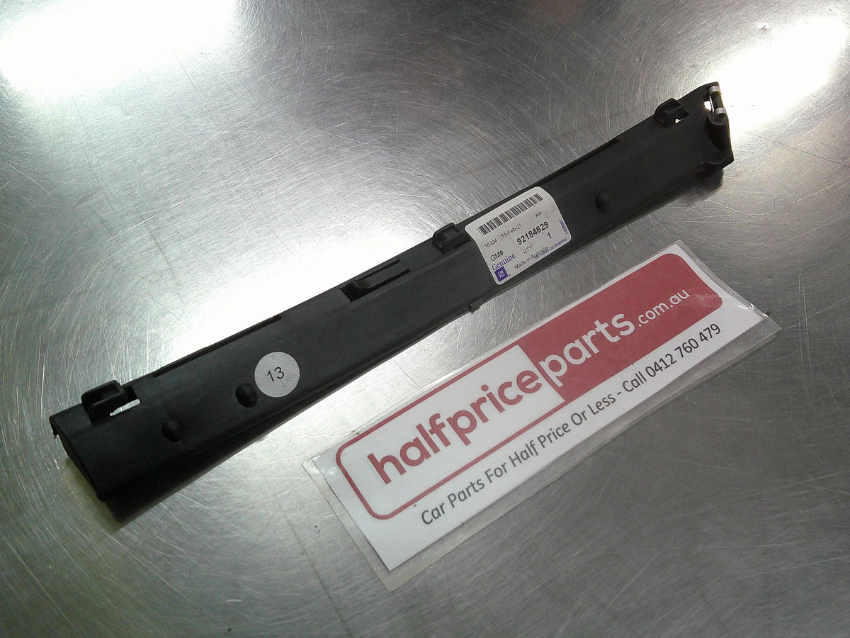 Vz Rear Bumper Holden VZ Commodore/Calais Genuine Right Hand Rear (Drivers) Bumper Br ...