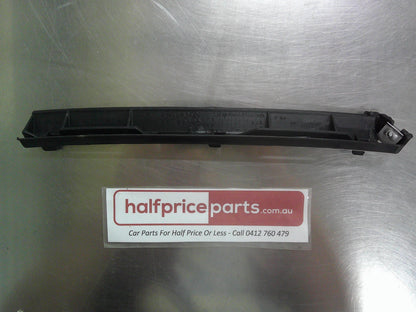 Holden VZ Commodore/Calais Genuine Right Hand Rear (Drivers) Bumper Bracket New Part