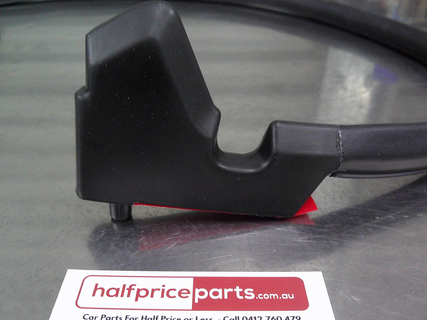 Holden VF V8/HSV Commodore Genuine Rear Bonnet Weatherstrip Seal New Part