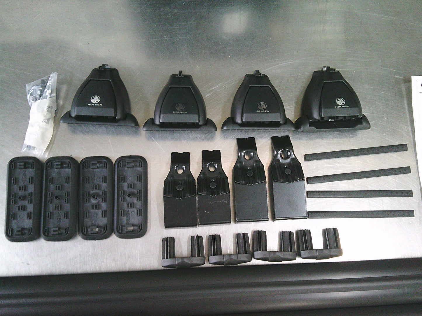 Holden CG Captiva Genuine Roof Rack Set (50KG Rated) New Part