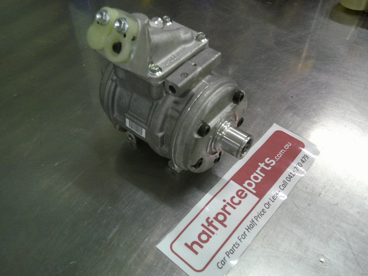 Toyota Hilux/Prado 120 Genuine Air Compressor (NO Pully) New Part