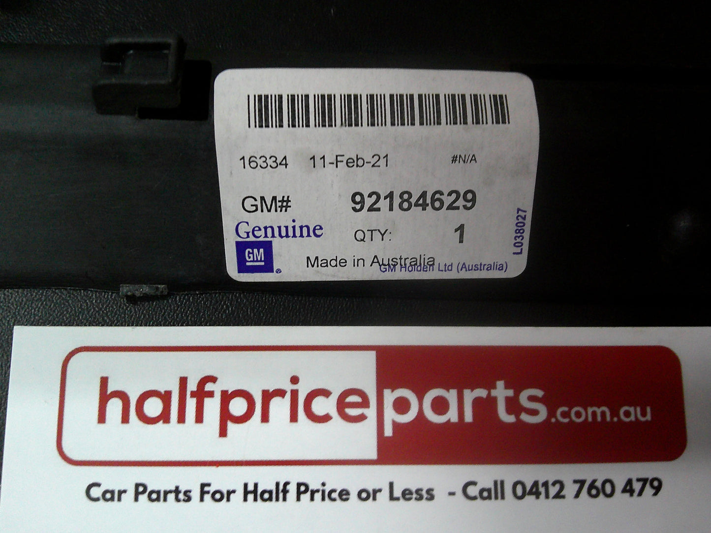 Holden VZ Commodore/Calais Genuine Right Hand Rear (Drivers) Bumper Bracket New Part