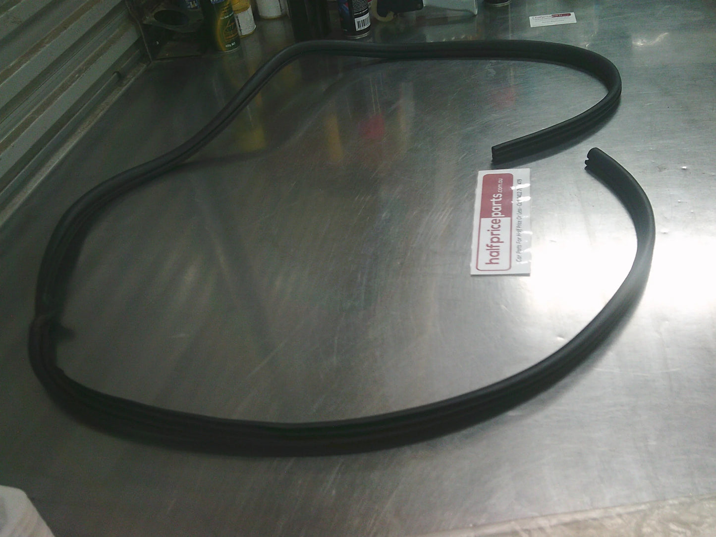 Holden CG Captiva Genuine Right Hand Front Door Upper Weatherstrip Seal New Part