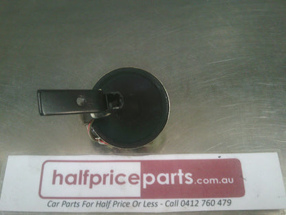 Holden VT/VX/VU/VY Commodore/ WK/WL Statesman/Caprice Genuine Front Dash Speaker New Part