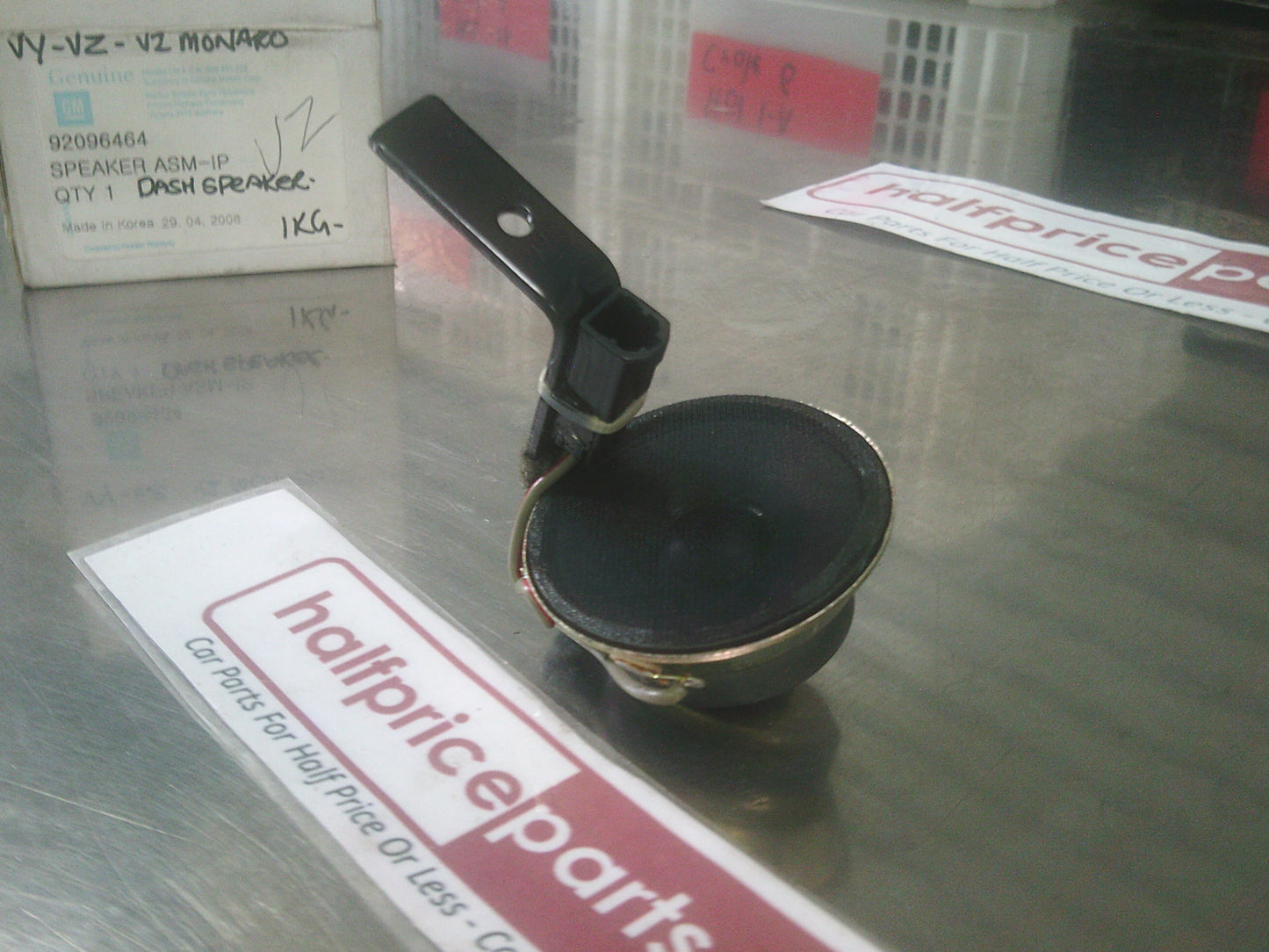 Holden VT/VX/VU/VY Commodore/ WK/WL Statesman/Caprice Genuine Front Dash Speaker New Part