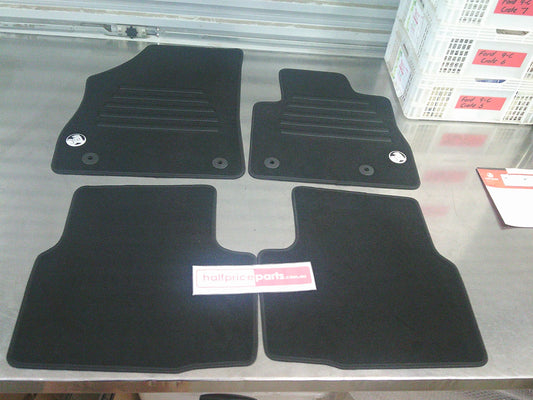Holden BL Astra Sedan Genuine Set of 4 Carpet Floor Mats (Front And Rear) New Part