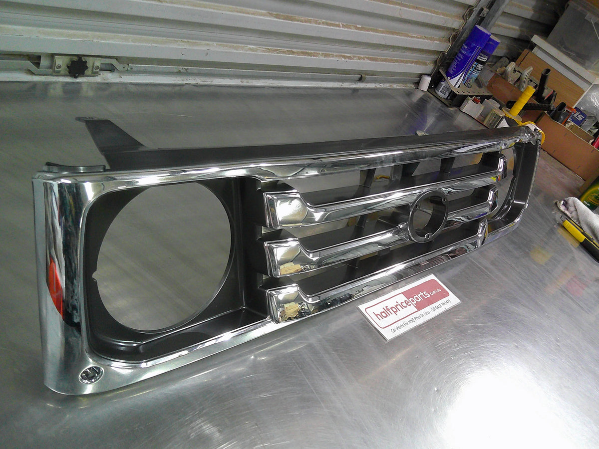 Tong Yang Grille Suits Toyota Landcruiser 70/78/79 Series Chrome Grille (Read Ad) New Part