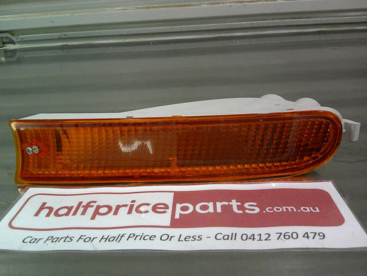 Toyota RAV4 5 Door Genuine Indicator Left Hand Front Indicator Light Assembly New Part