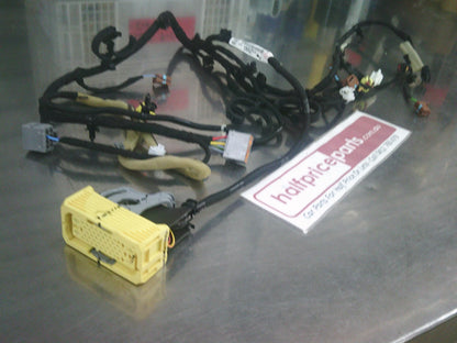 Holden VF Commodore /WN Statesman Caprice Genuine Right Hand Front Seat Wiring Harness (Drivers)  New Part