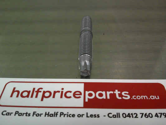 Holden JH Cruze/ZB Commodore/Malibu Genuine Air Conditioner Condenser Stud New Part.