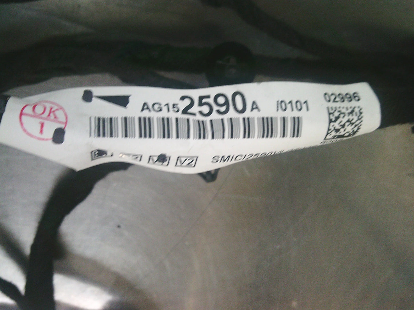Holden VF Commodore /WN Statesman Caprice Genuine Right Hand Front Seat Wiring Harness (Drivers)  New Part