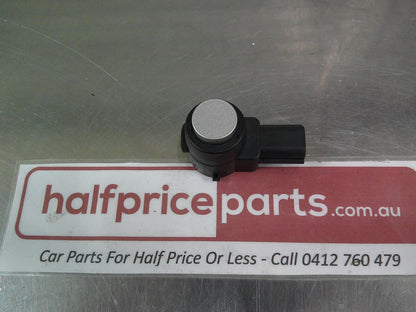 Holden CG Captiva Genuine Front Parking Sensor New Part