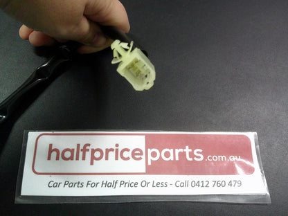 Holden YG Cruze Genuine Tail Light Wiring And Bulb Socket New Part