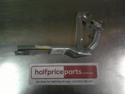 Holden Astra J/PJ/Cascada Genuine Right Hand Front Bonnet Hinge New Part
